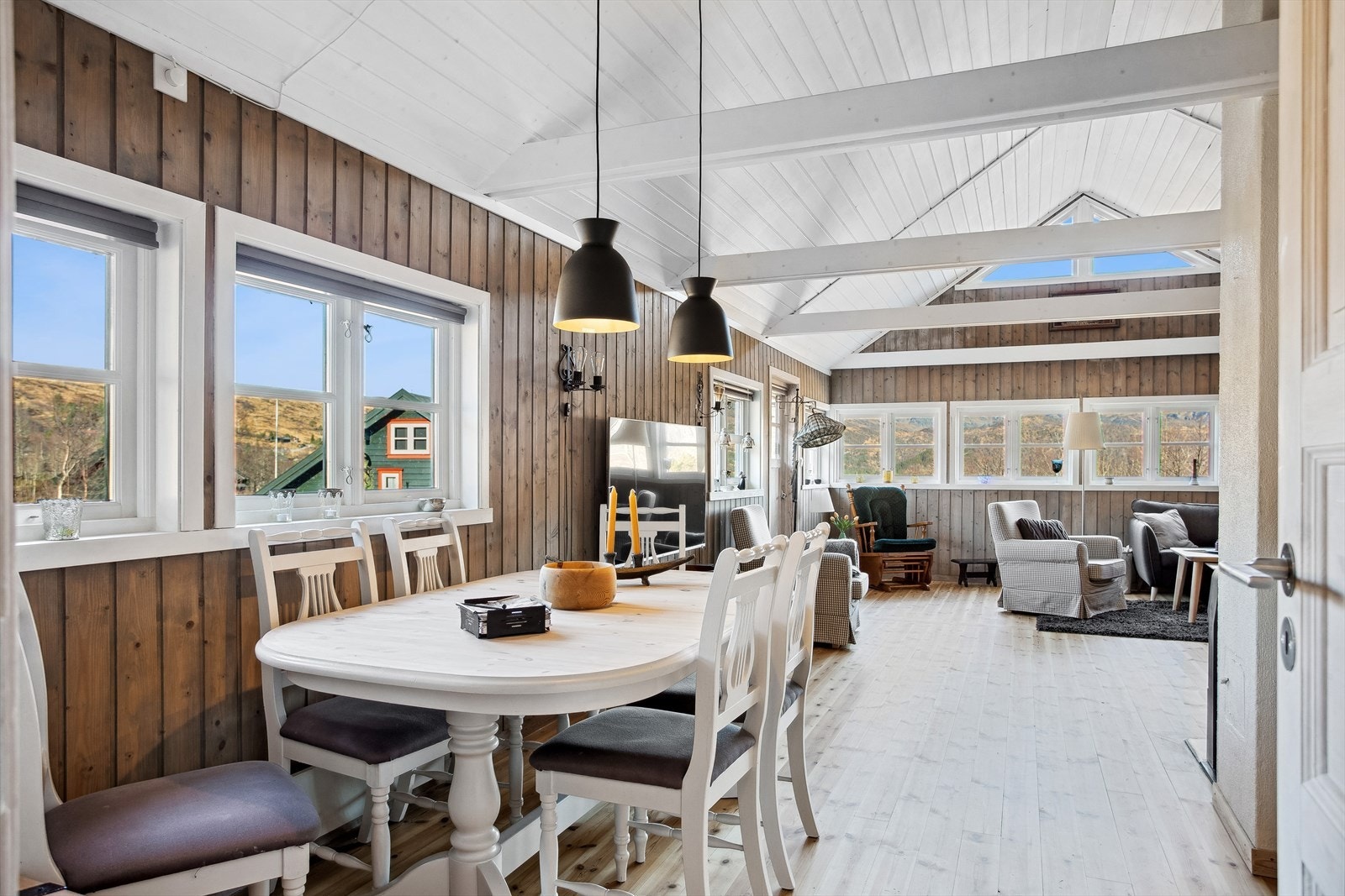 Meget god plass og god takhøyde. Galleribilde