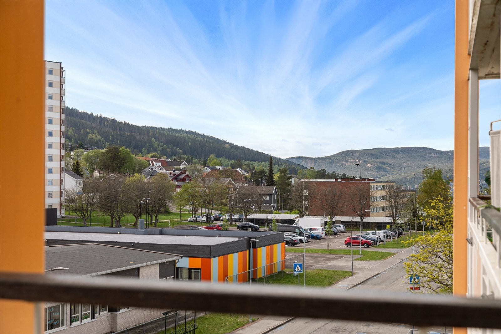 Utsikt fra balkong Galleribilde