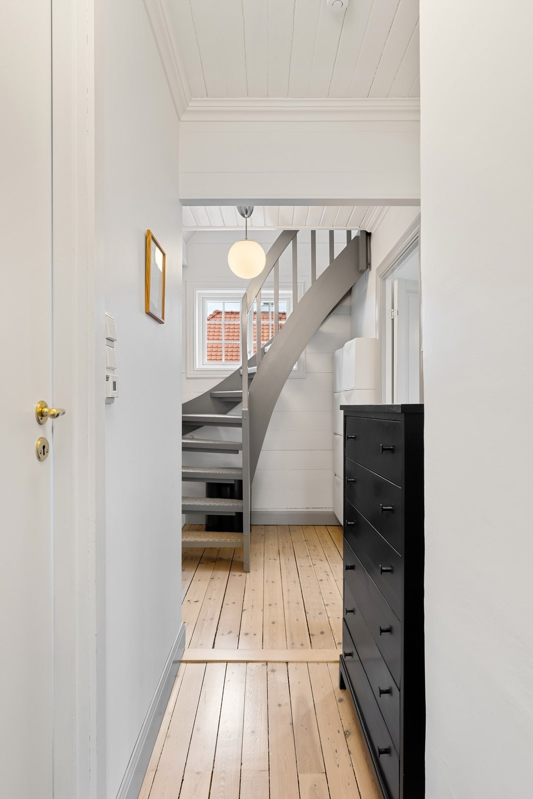 Trapp opp til 3. etasje og loftet Galleribilde