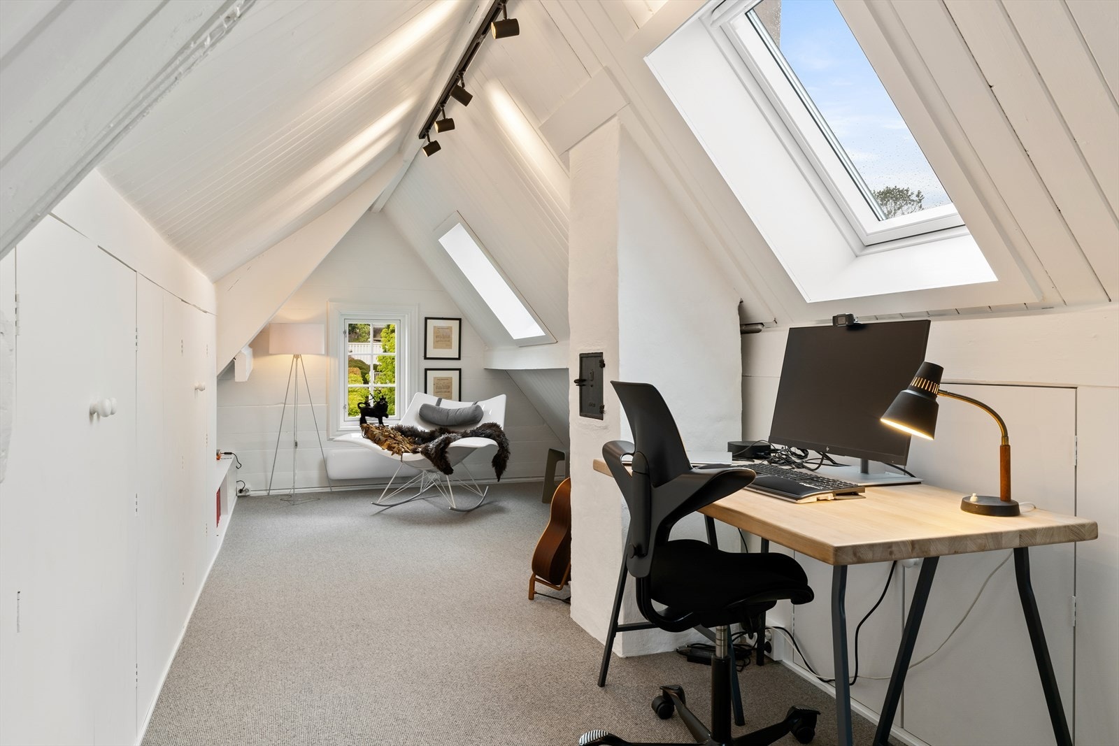 Luftig loftsrom Galleribilde