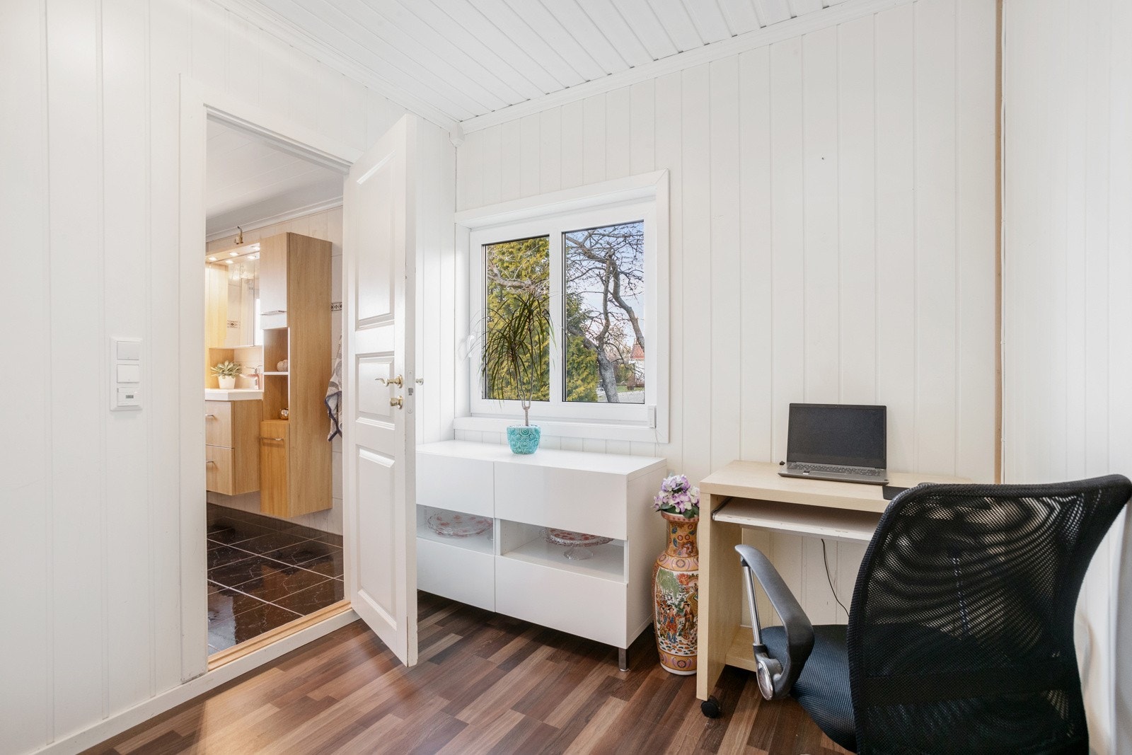 Kontor i 1.etg Galleribilde