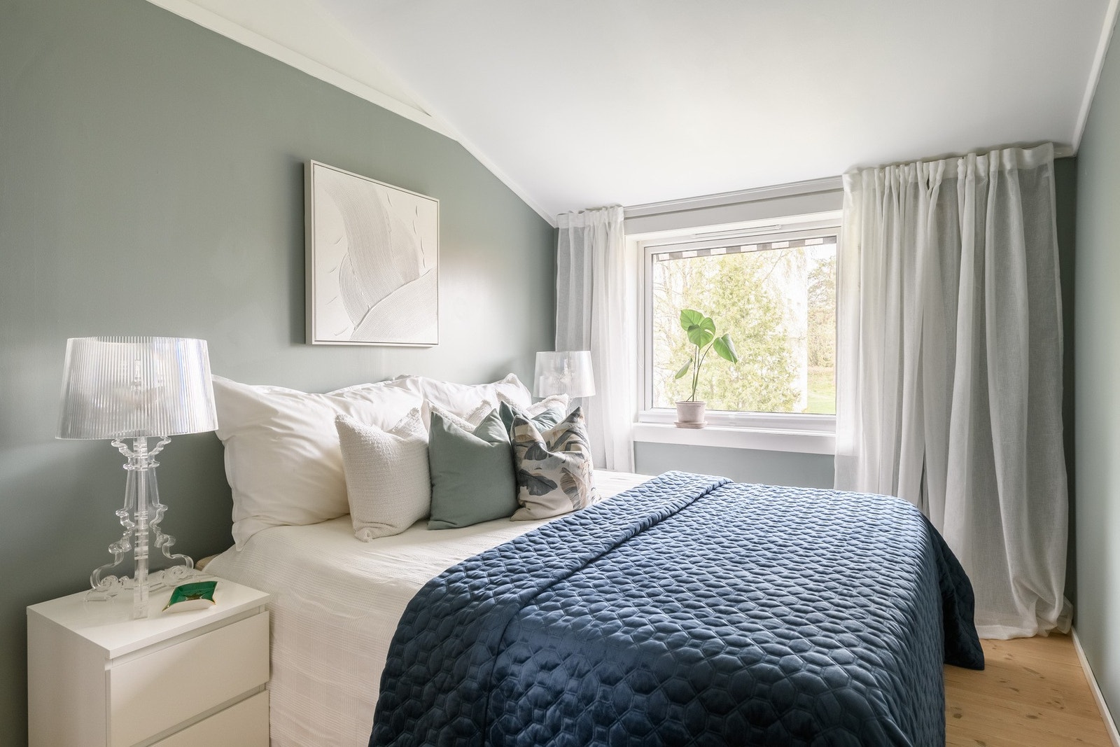 Soverom nr. 1 - dagens hovedsoverom. Galleribilde