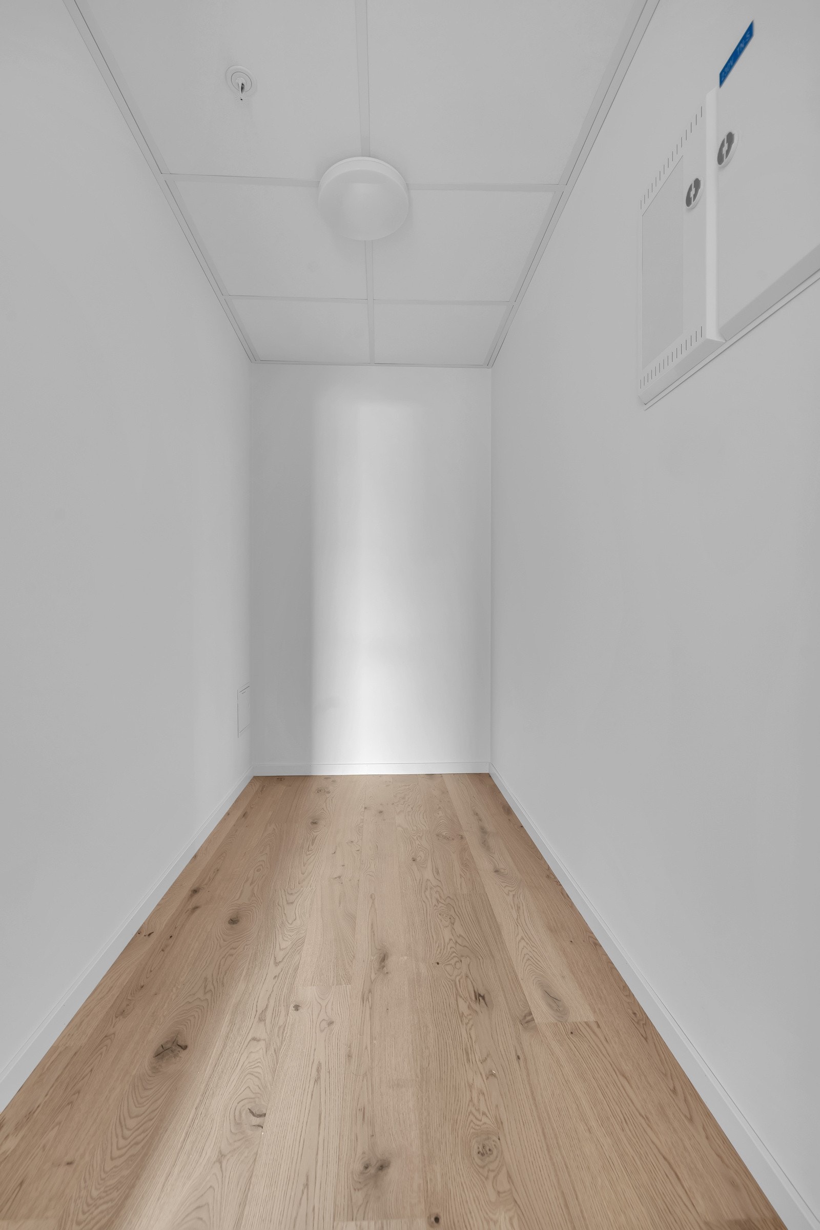 Mellom gjestebad og stue finner du en praktisk innvendig bod på 3,1m2 Galleribilde