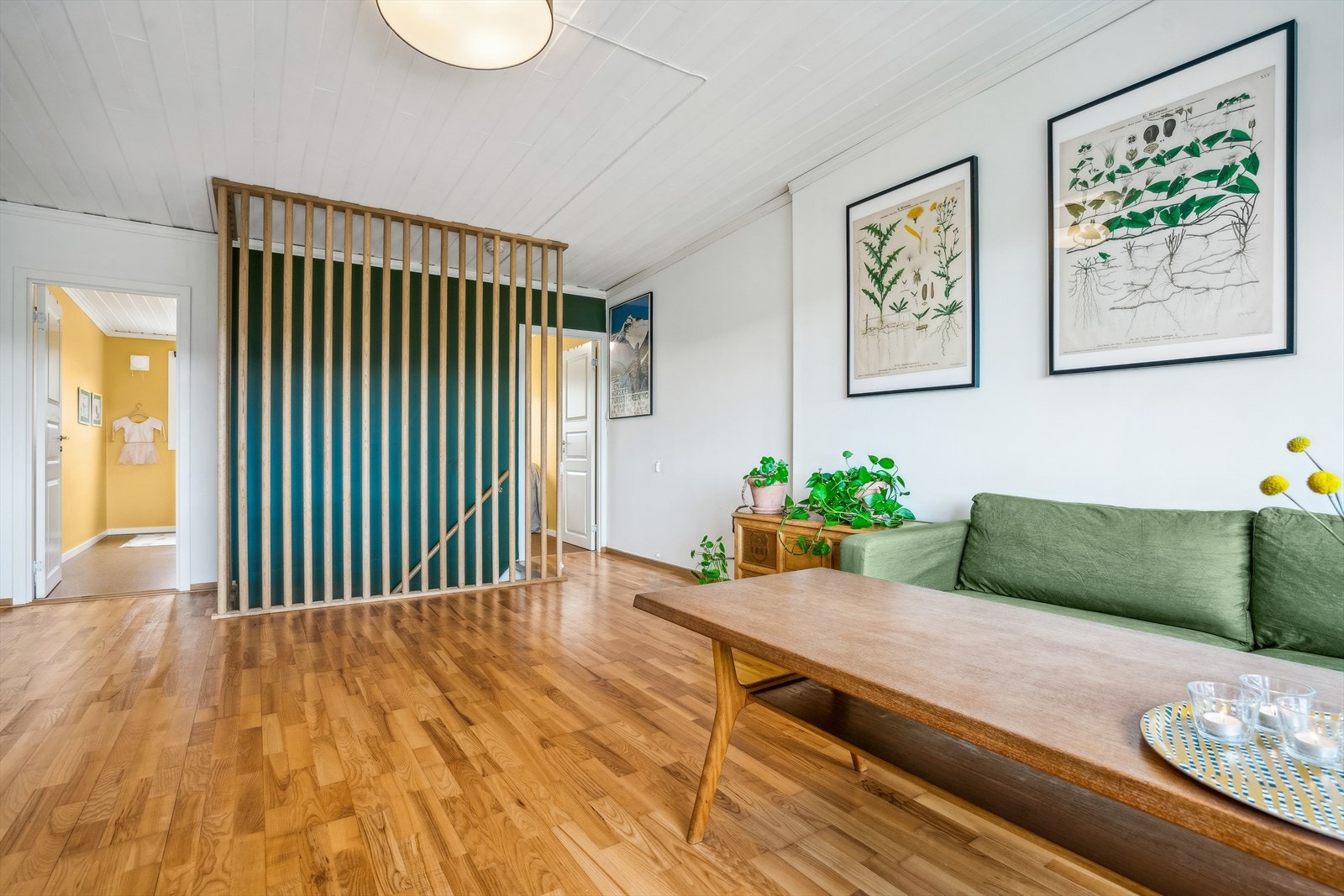I boligens 2. etasje finner du stue og to soverom. Galleribilde