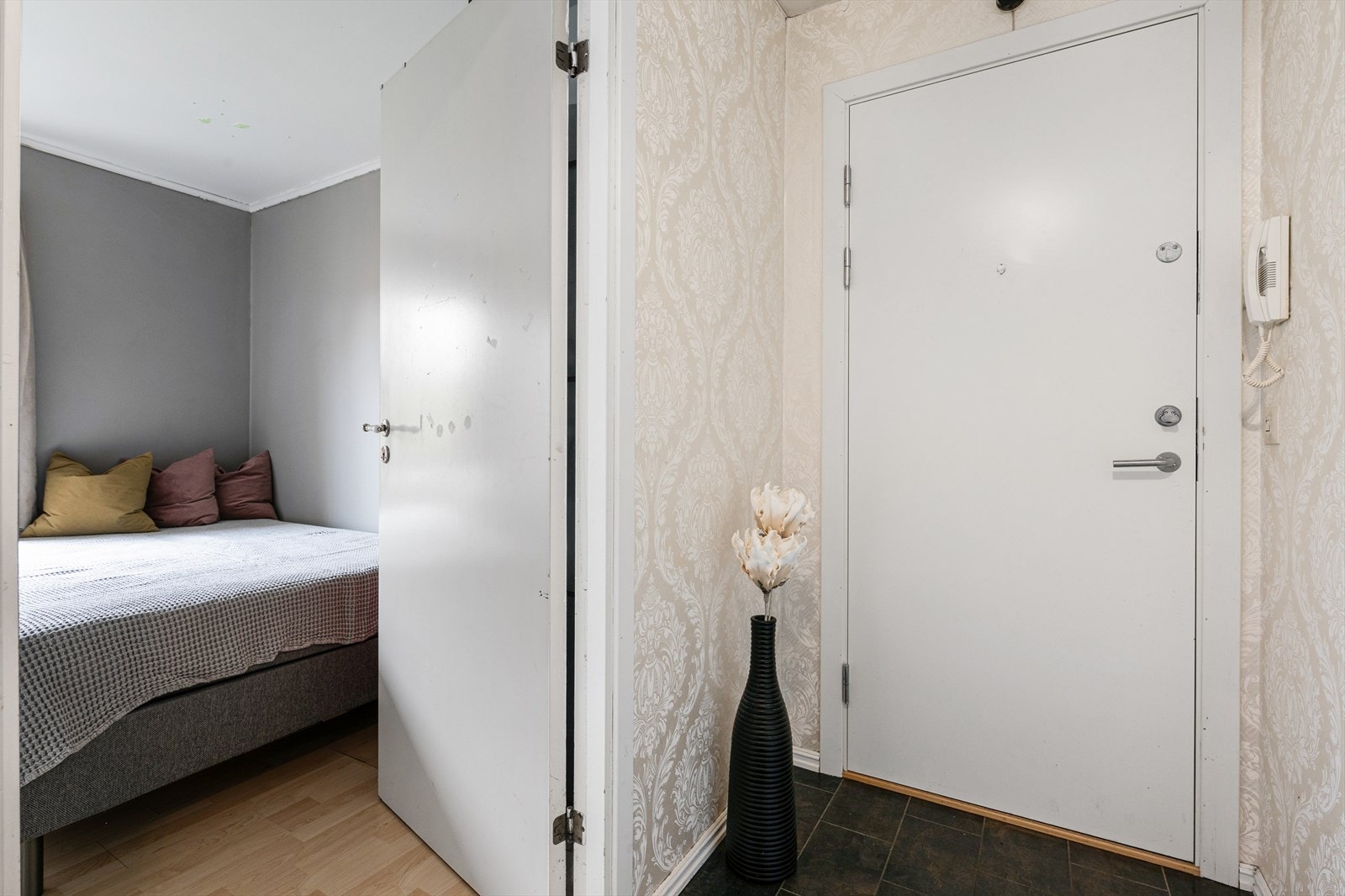 Lys og innbydende entré Galleribilde