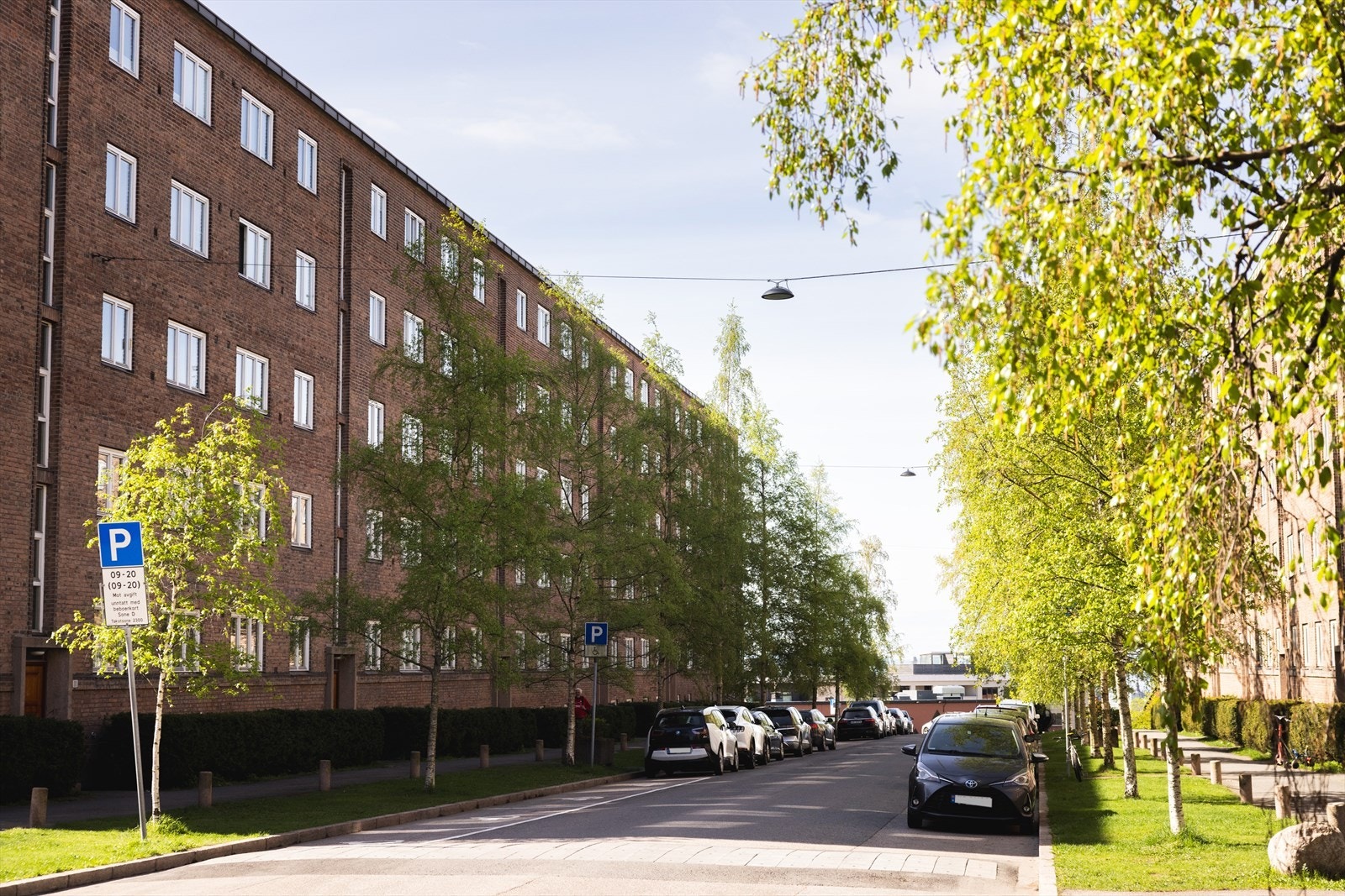 - Leiligheten ligger rolig og tilbaketrukket i et veletablert område på Sinsen/Rosenhoff - Galleribilde