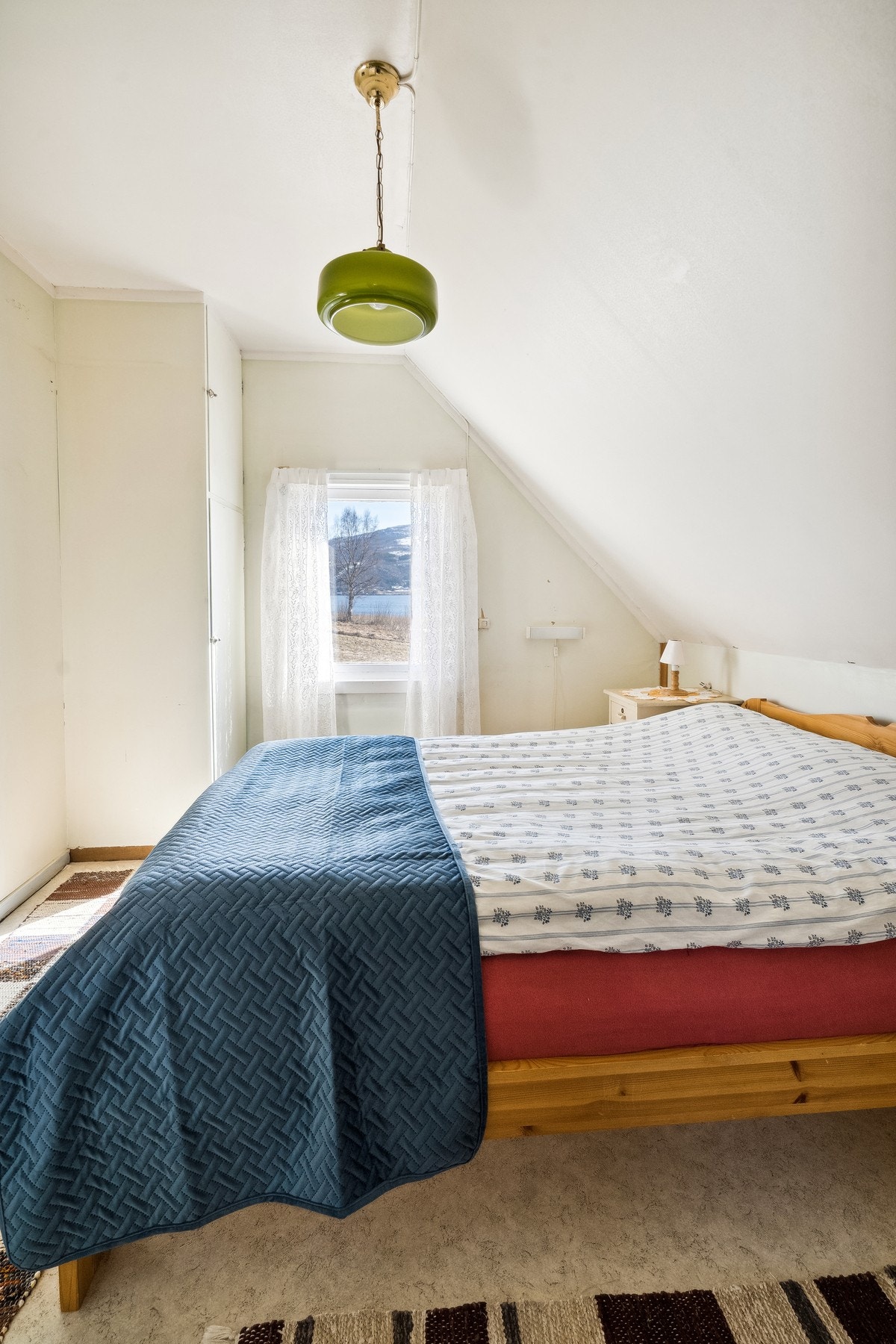 Soverom nr 1 Galleribilde