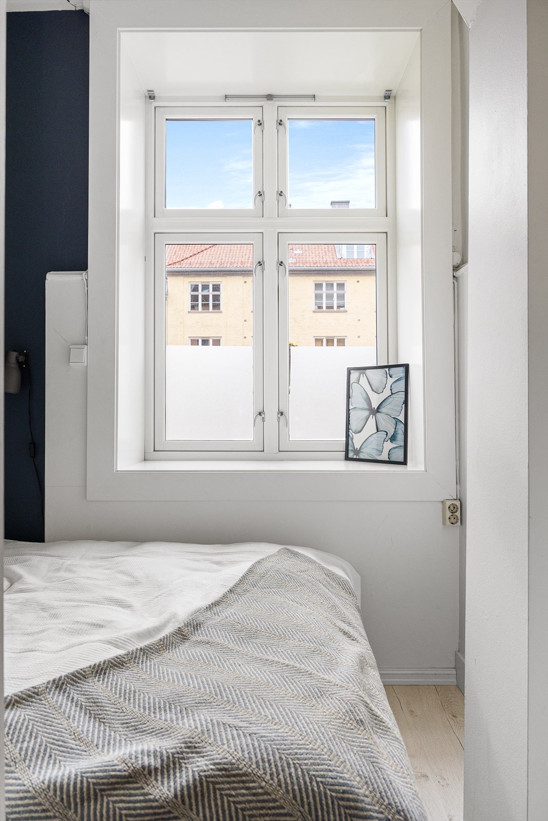 På soverom er det plass til seng og tilhørende møbler. Galleribilde