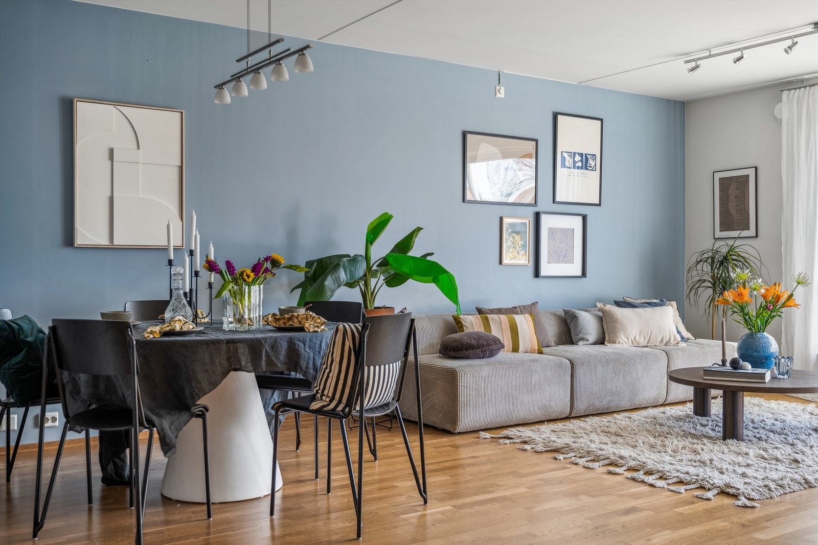 Boligen har en god intern beliggenhet i indre gård. Galleribilde