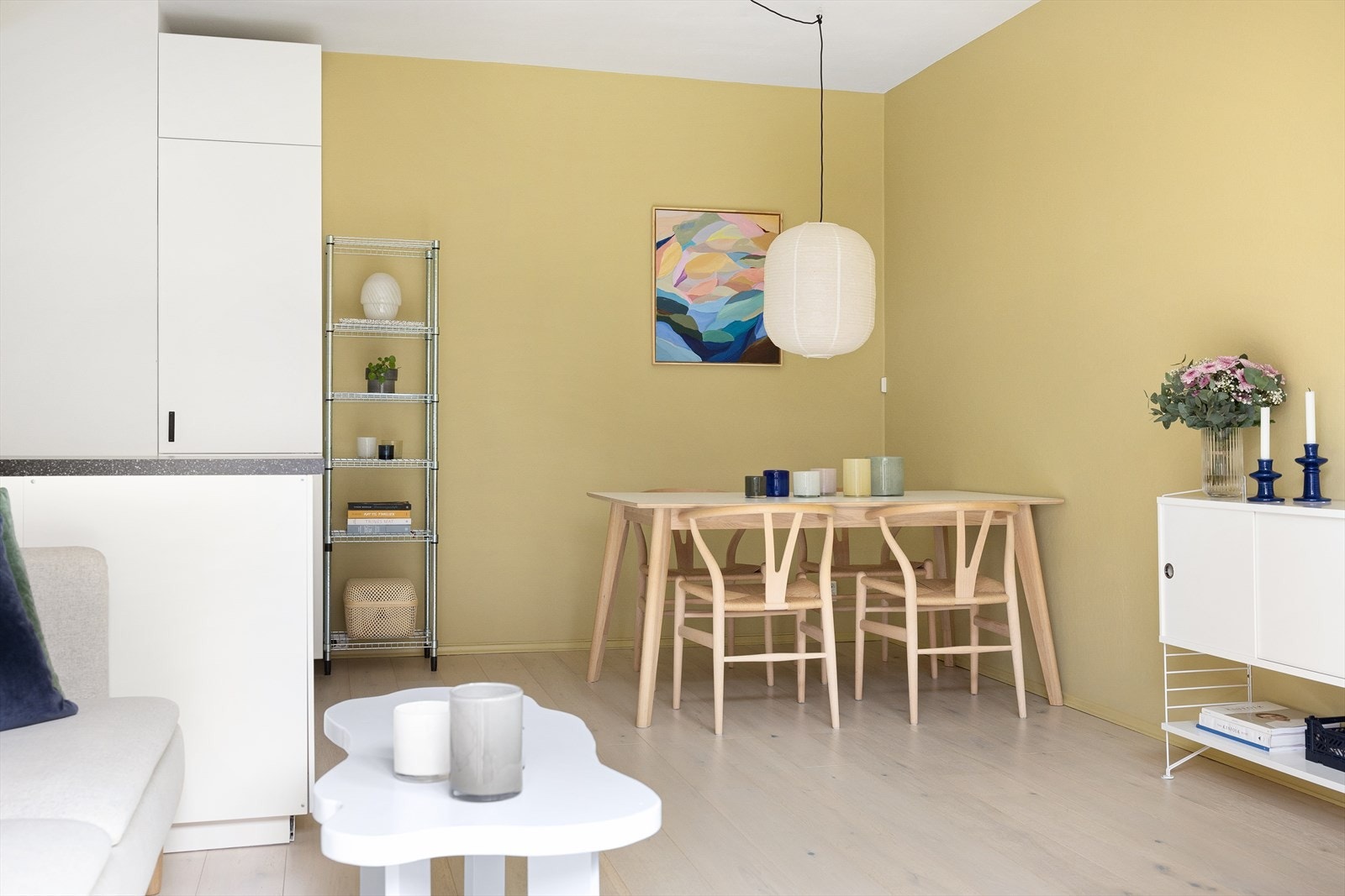 Et perfekt utgangspunkt for å innrede med egne møbler og gjenstander for å skape ditt drømmehjem. Galleribilde