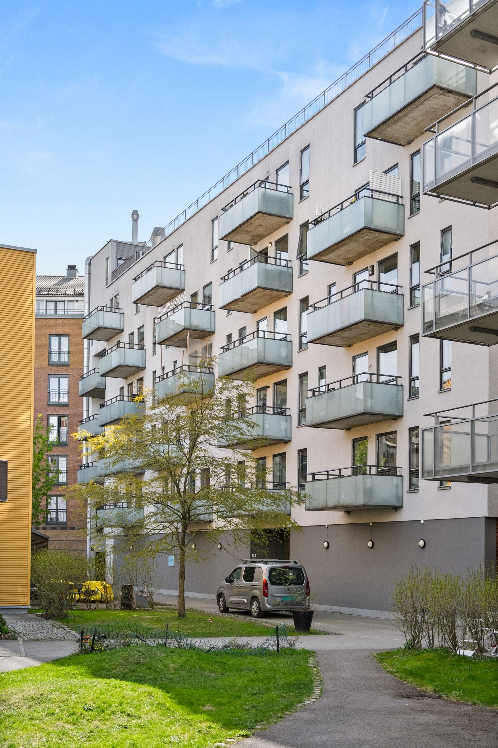 Flott opparbeidet indre gårdsrom. Galleribilde