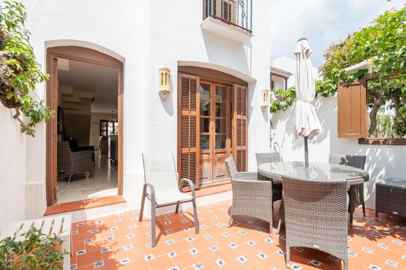 TERRACE Galleribilde