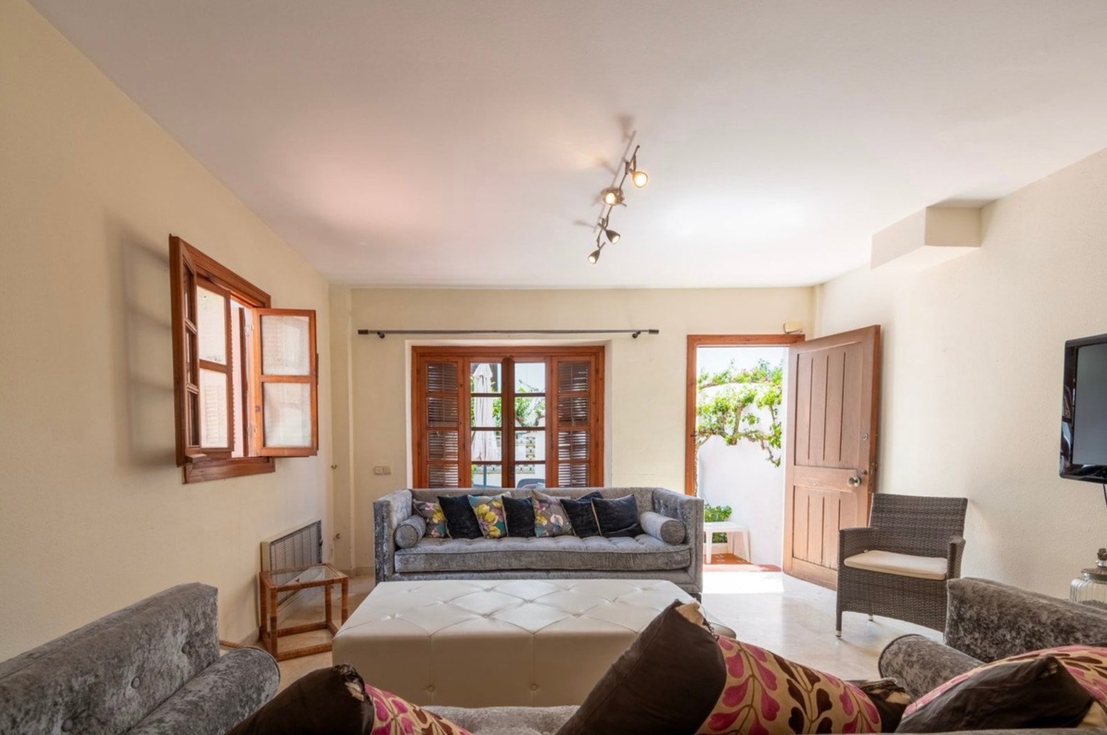 LOUNGE Galleribilde
