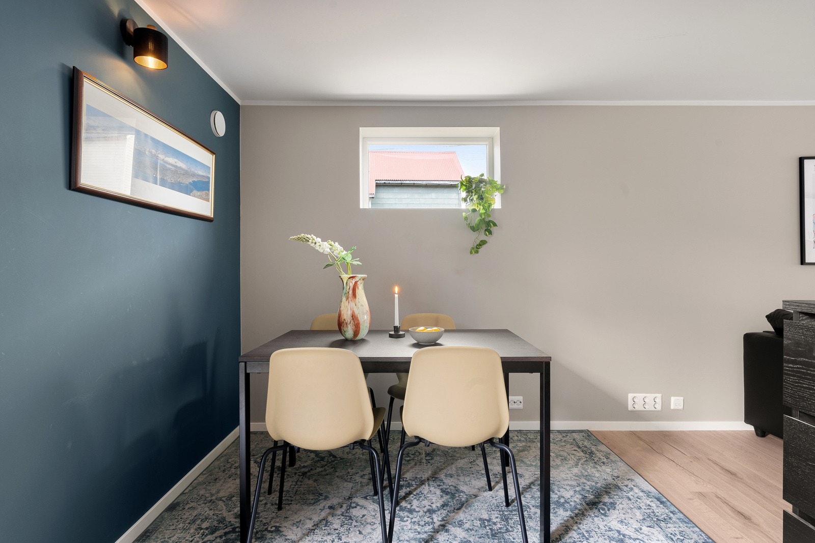 Her er det plass til stort spisebord. Galleribilde