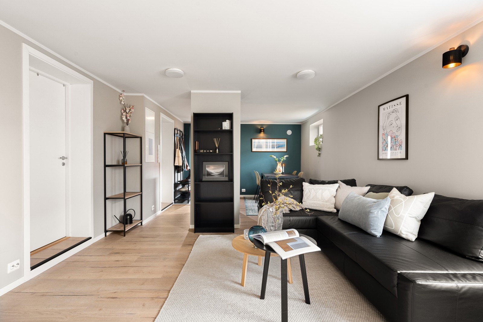 Moderne leilighet med gjennomført standard. Galleribilde