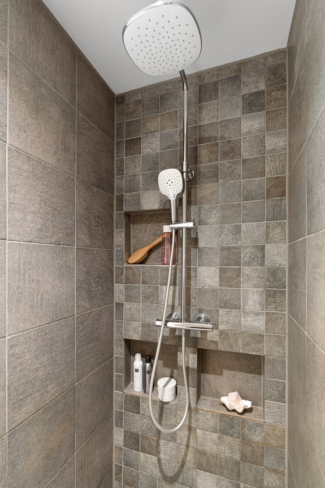 Dusjnisje Galleribilde