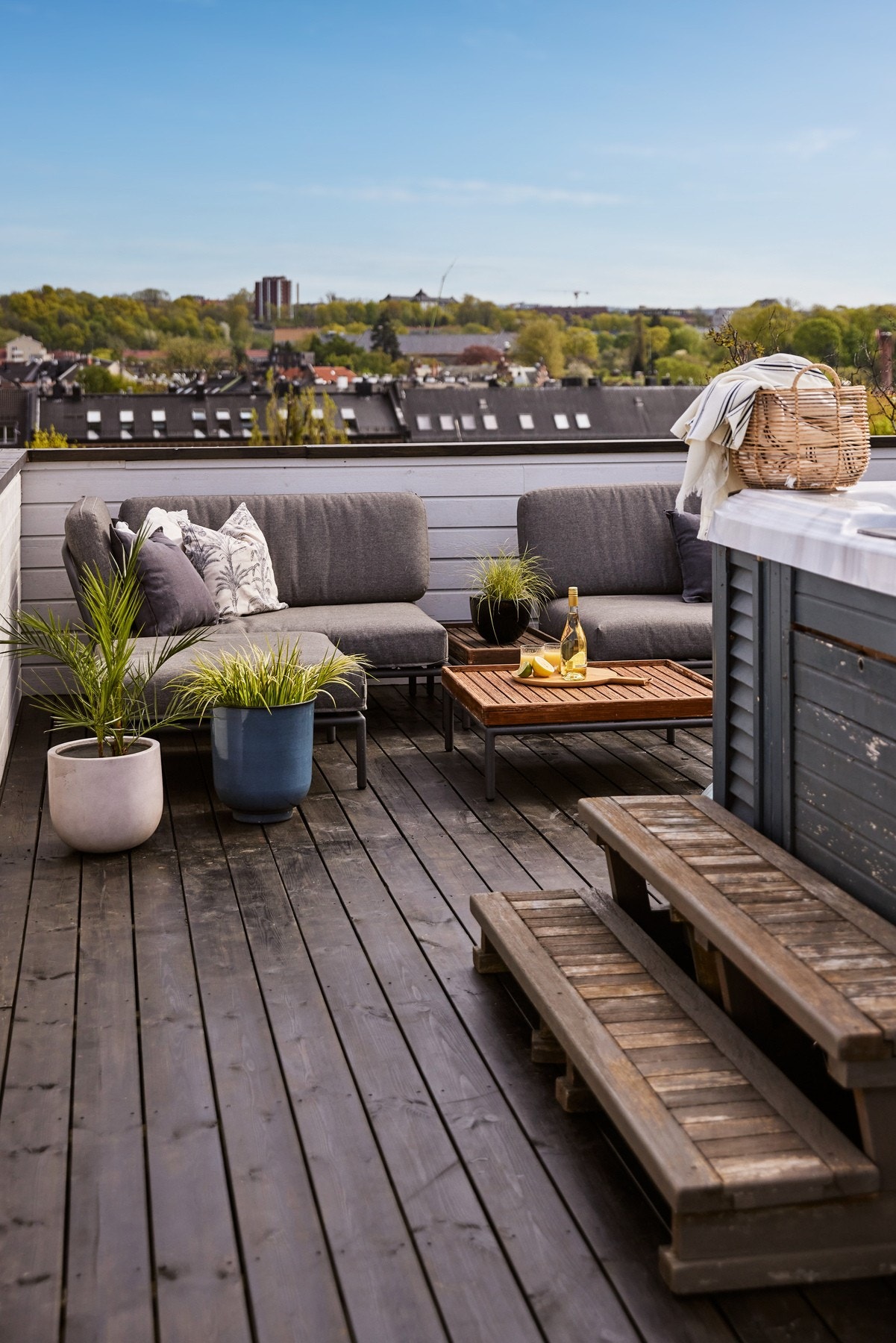 På takterrassen er det sol fra morgen til kveld på skyfrie sommerdager! Galleribilde