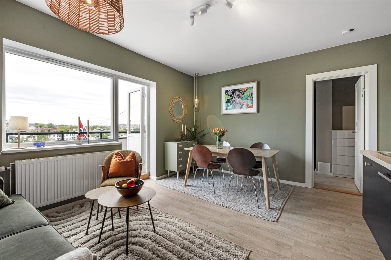 - Lys og hyggelig stue - Galleribilde