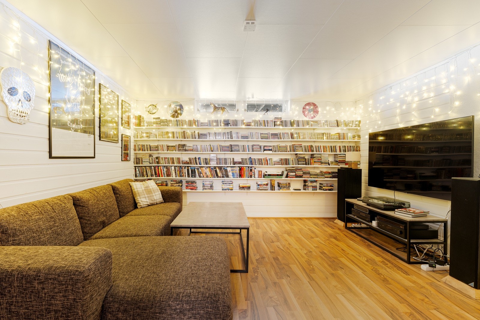 Kjellerstua er en perfekt plass for barn/ungdom å oppholde seg for å trekke seg litt unna. Galleribilde