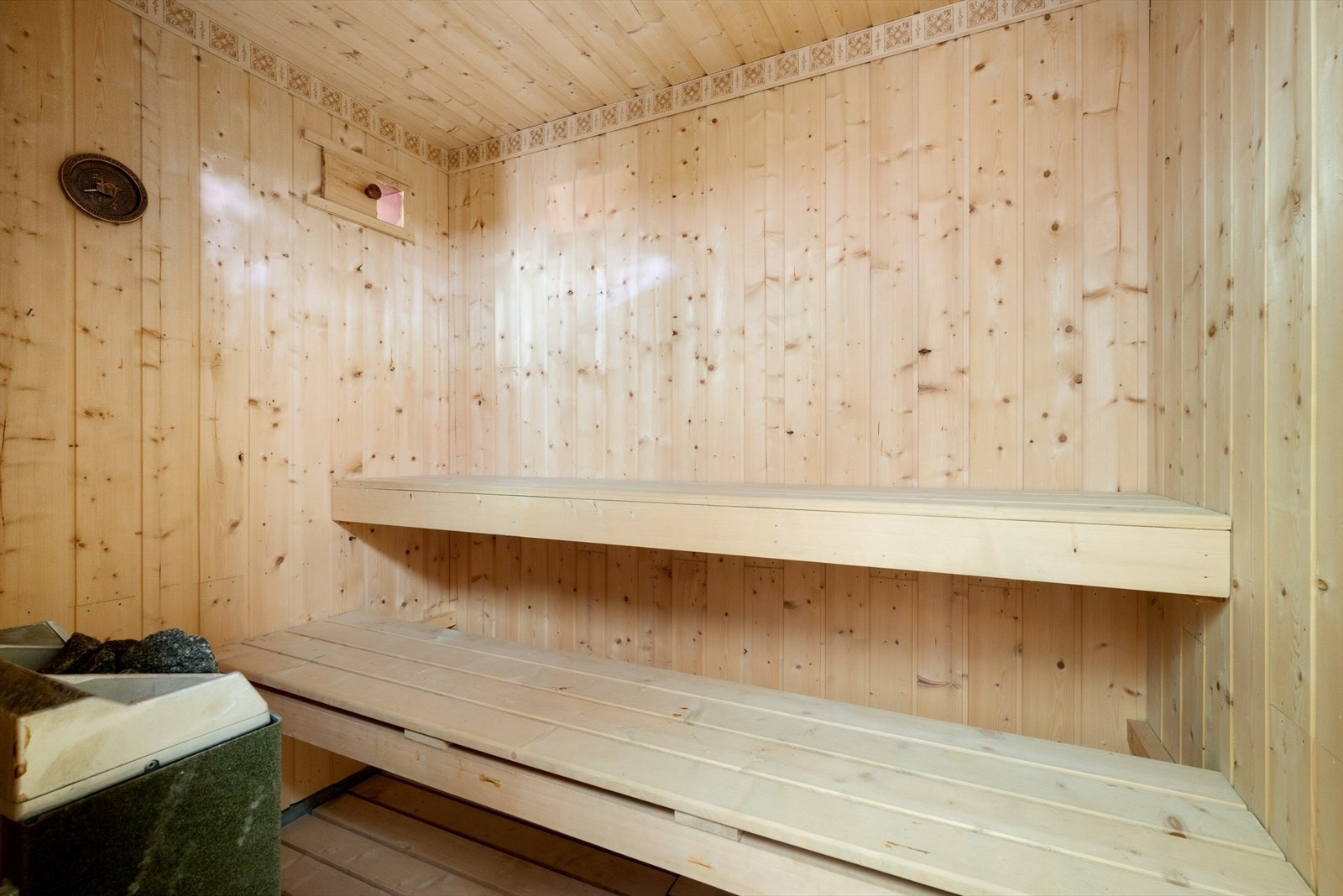 Badstu i kjeller. Galleribilde