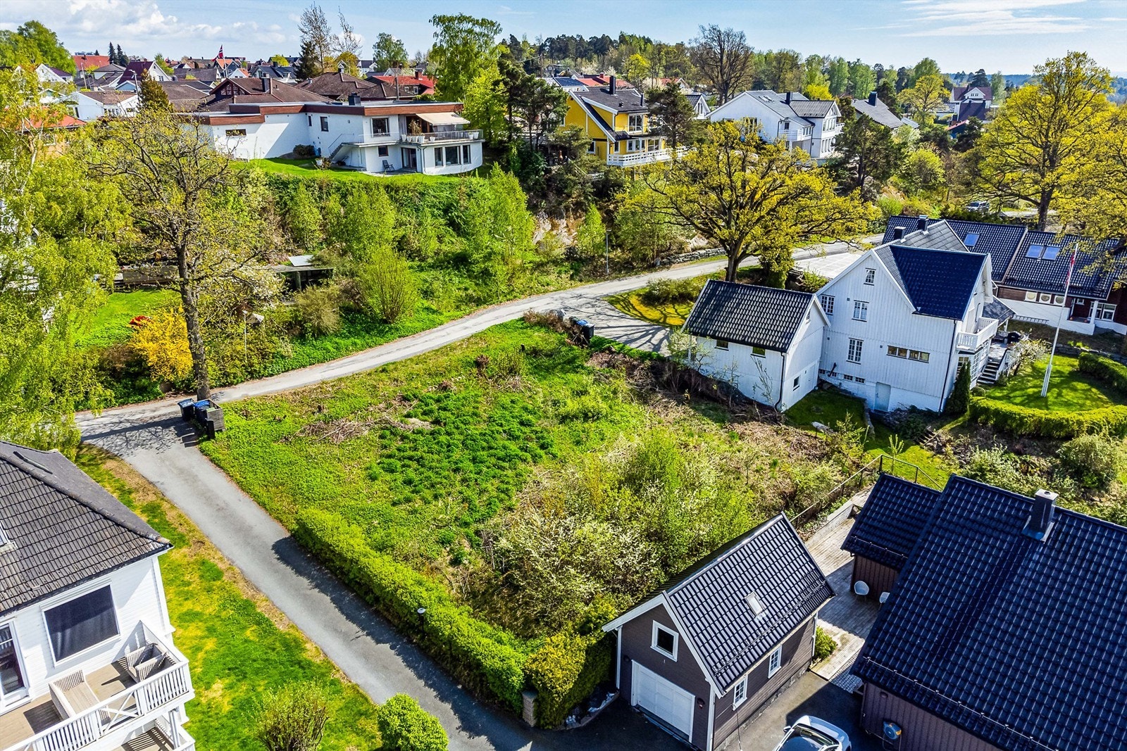 Solforholdene på tomten er gode - dagen gjennom. Galleribilde