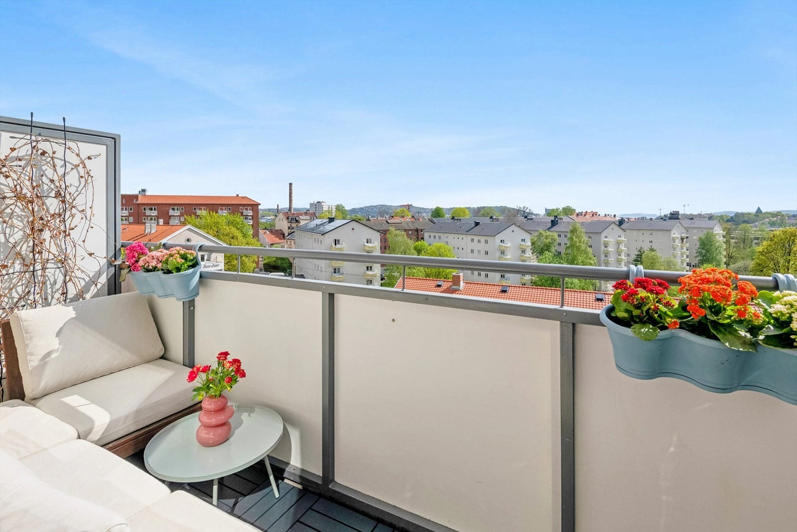 Sol fra 11 - 19 Galleribilde