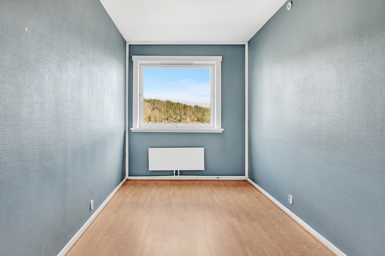 Soverom 2 passer også fint som barnerom, gjesterom eller kontor. Alt etter ønske og behov. Galleribilde