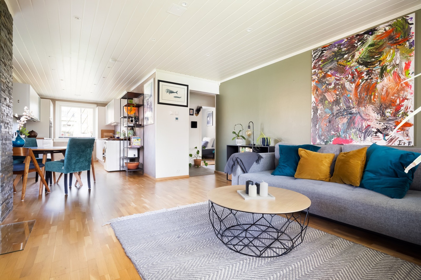 Leiligheten er gjennomgående. Galleribilde