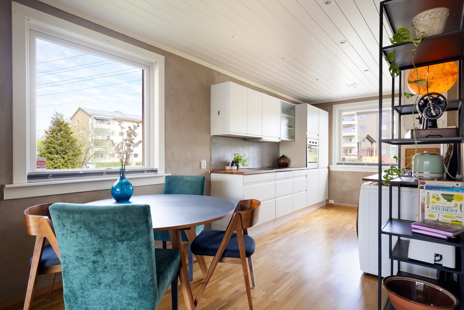 Her kan du invitere venner og familie til hyggelige lag! Galleribilde