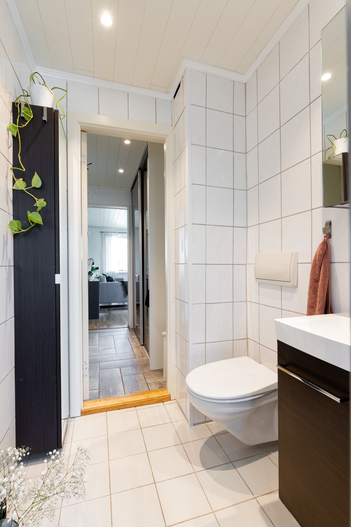 På badet er det også opplegg for vaskemaskin. Galleribilde