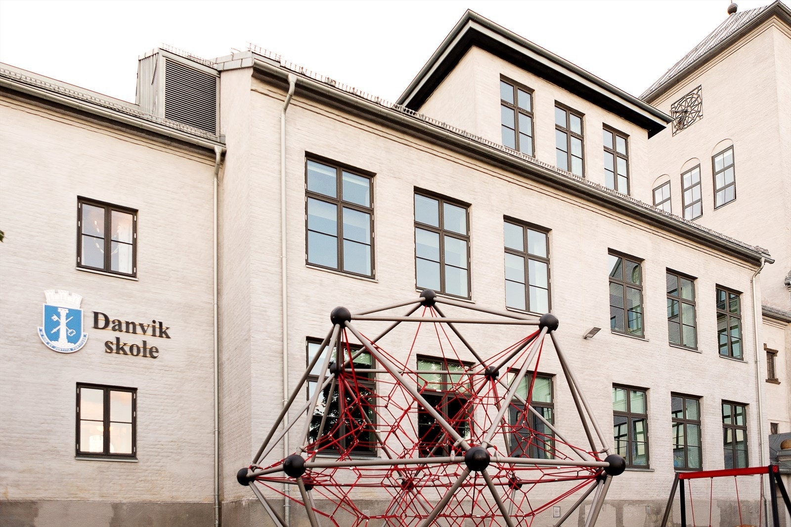 Det er også kort vei til Danvik barneskole Galleribilde