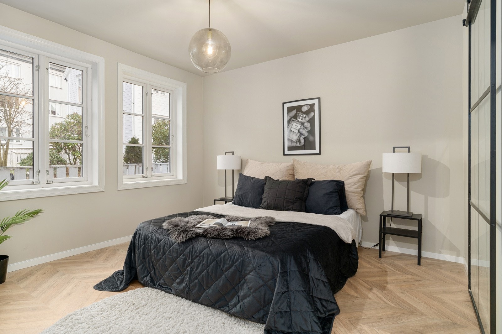 Boligens største soverom er målt til ca. 11,8 kvm. Galleribilde