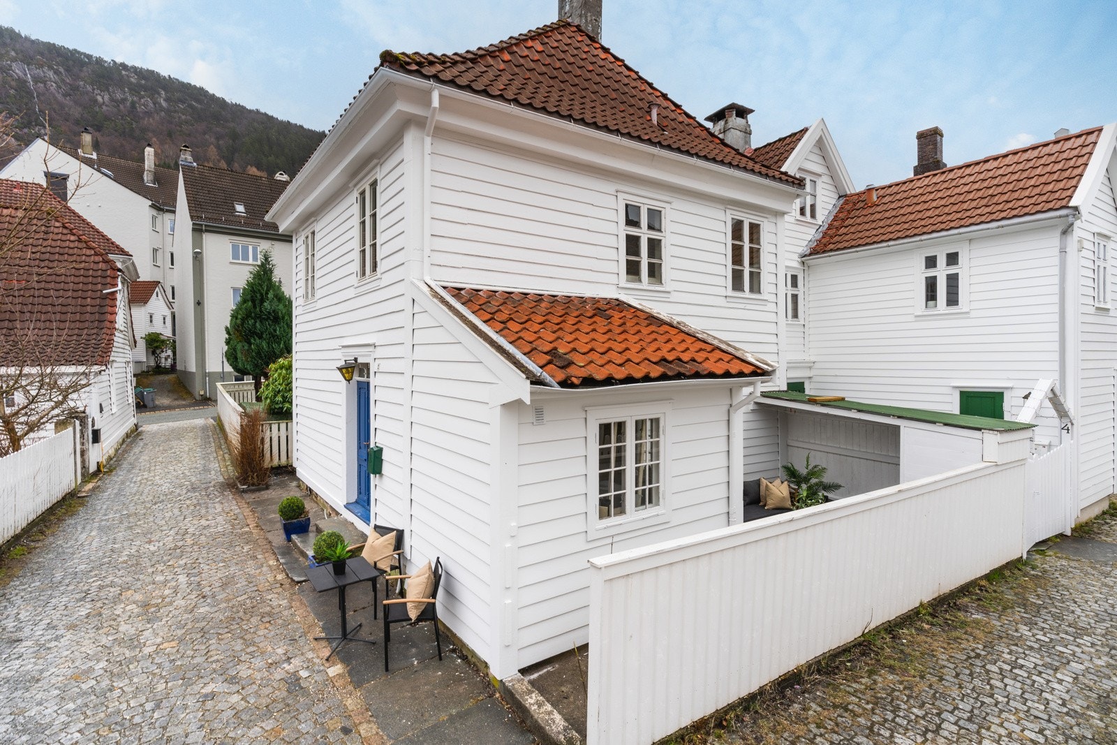 Det er gjort betydelige oppgraderinger med huset! Her er det gjennomgående luksuriøse detaljer. Galleribilde