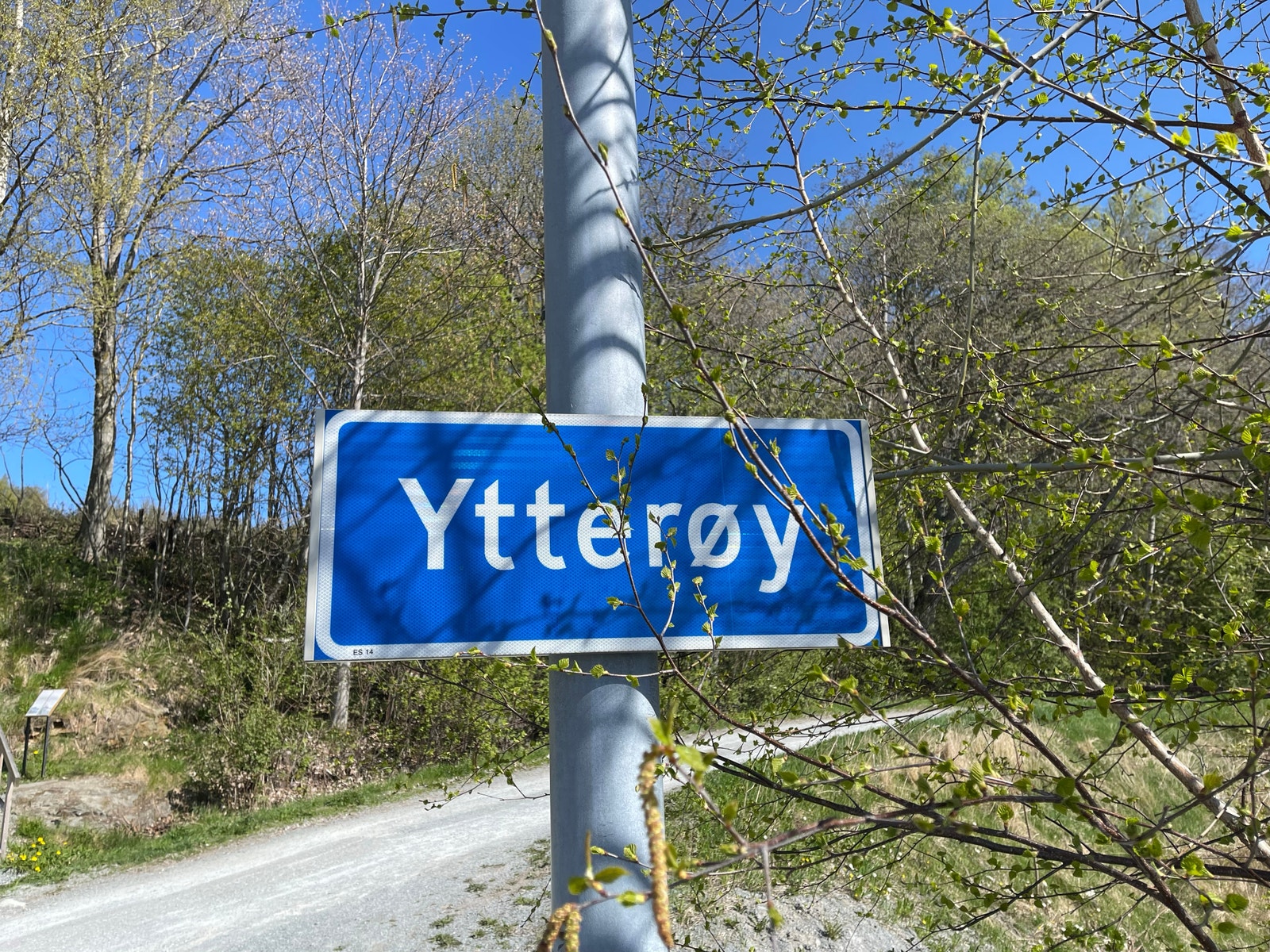 Fergestrekningen er gratis for kjøretøy og passasjer Galleribilde