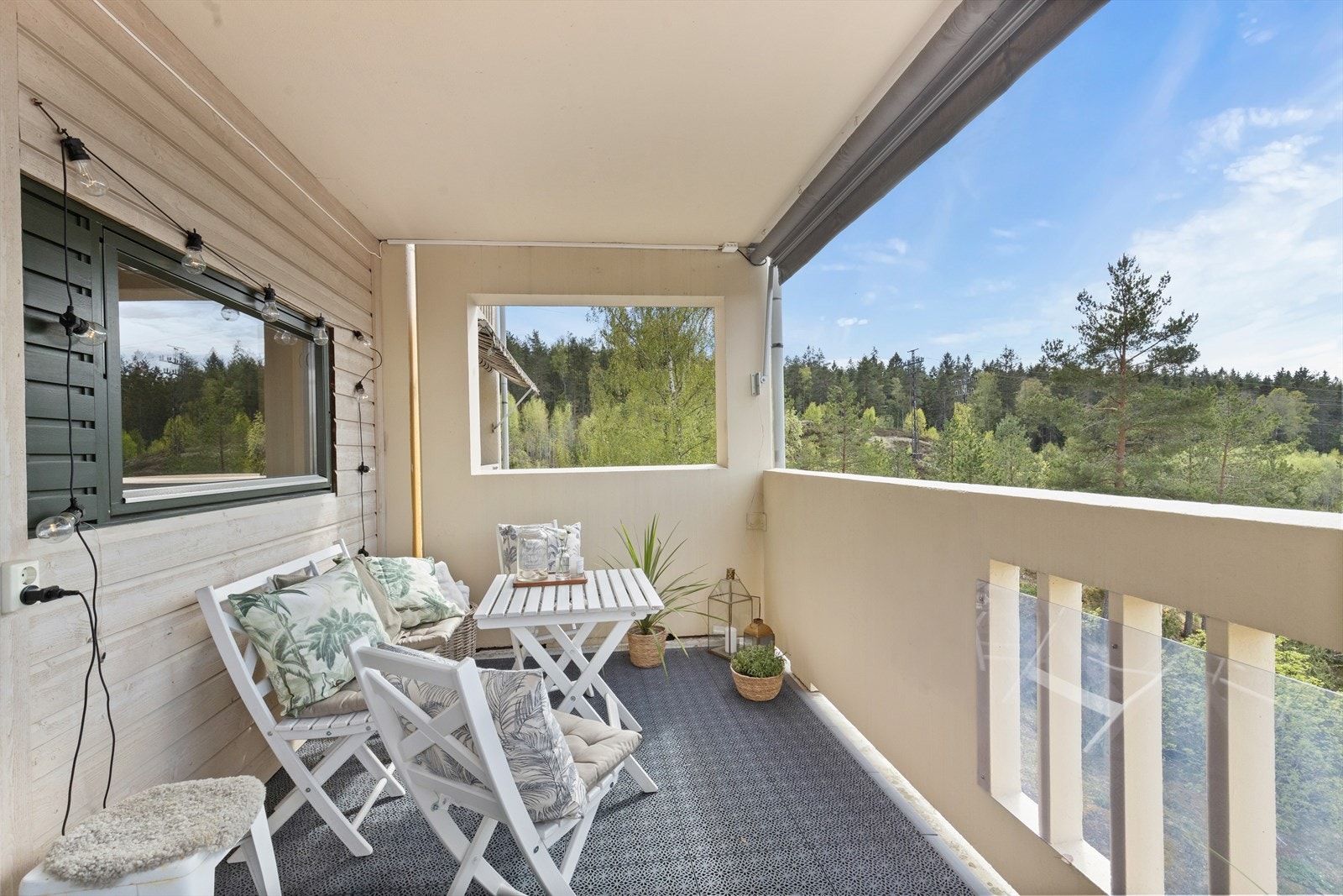 Lys og hyggelig 2-roms med sentral og attraktiv beliggenhet på Lindeberg. Galleribilde