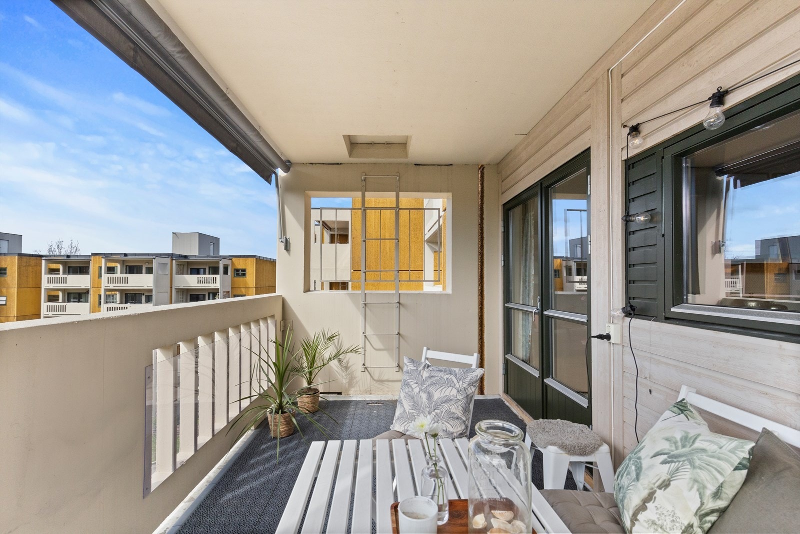 God plass til utemøblement. Galleribilde