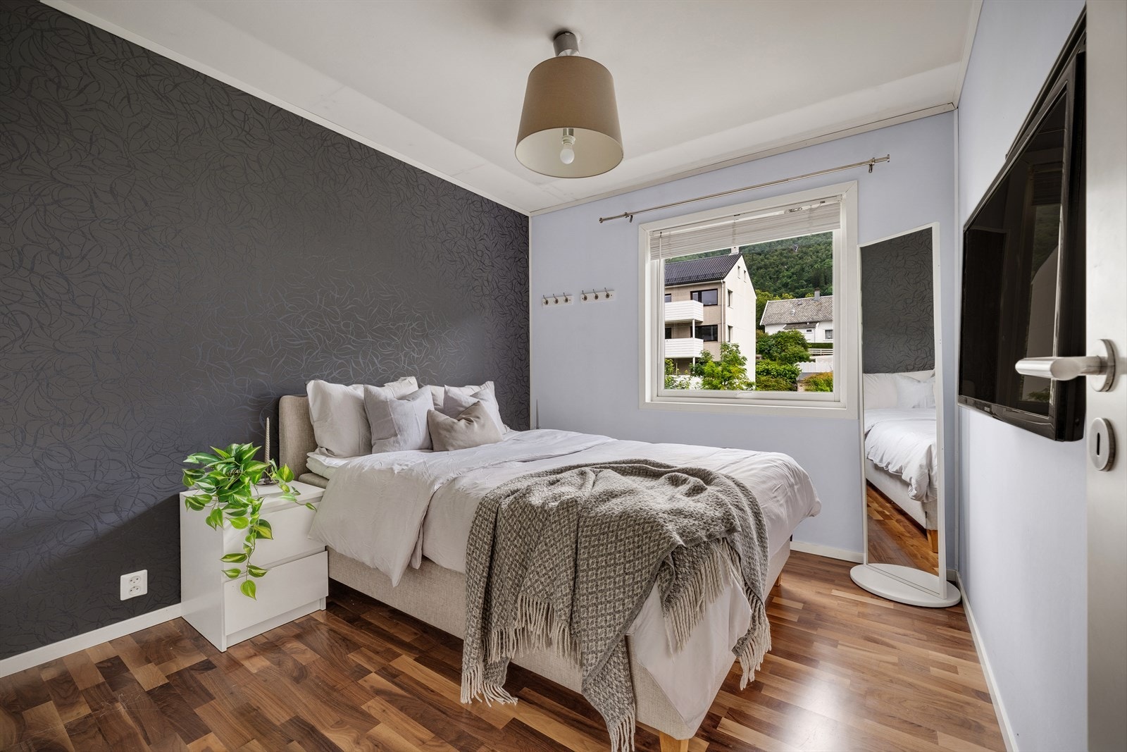 - Soverommet måler 10,2m² - Galleribilde