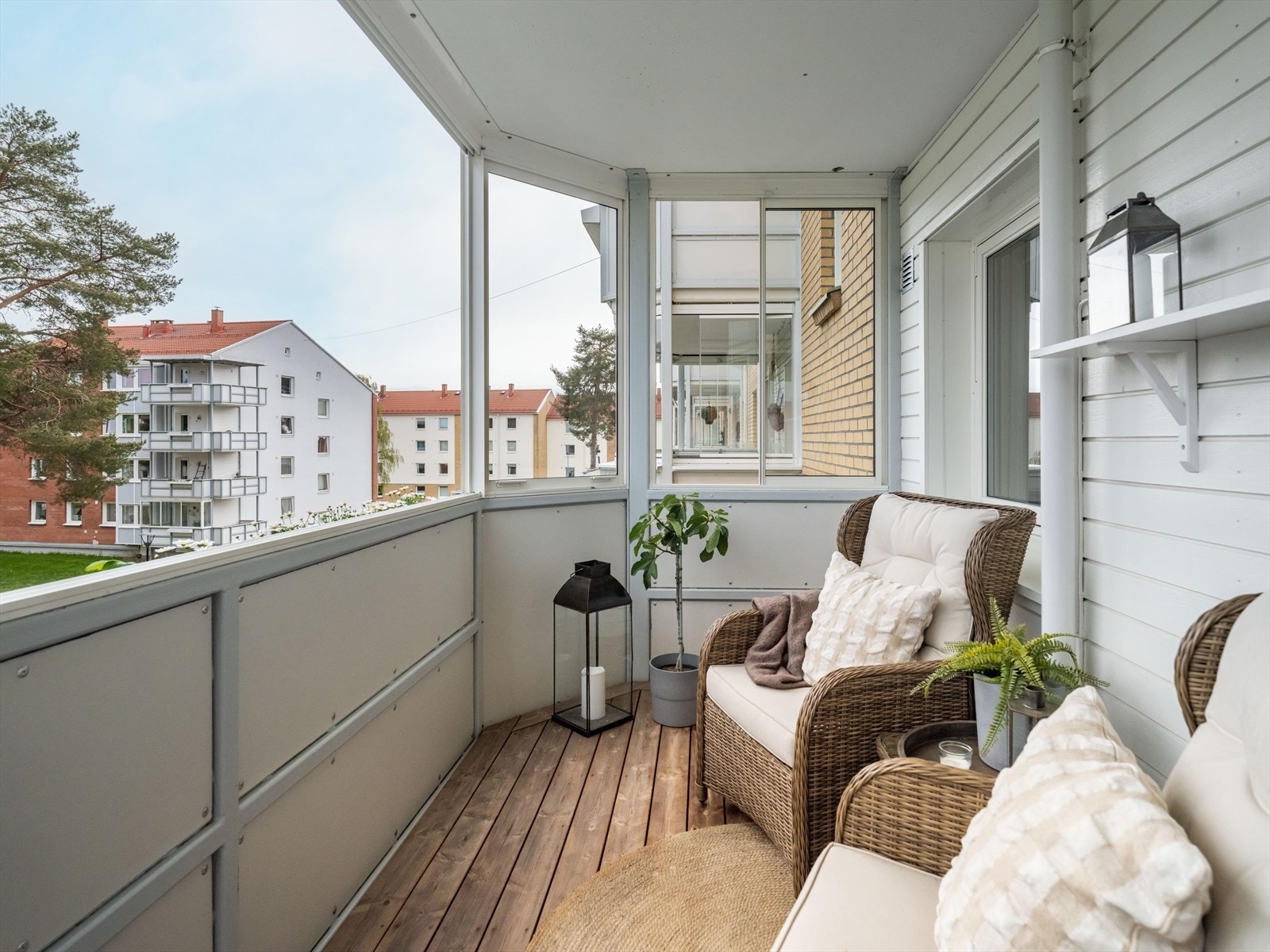 Med boligen får du også en solrik innglasset balkong på 8m². Galleribilde