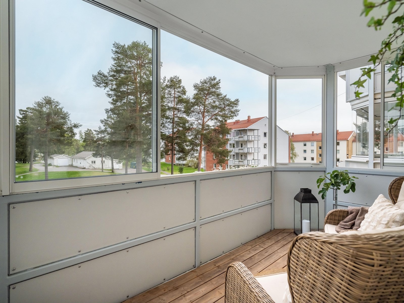 På balkongen er det plass til utemøblement av ønsket størrelse. Galleribilde