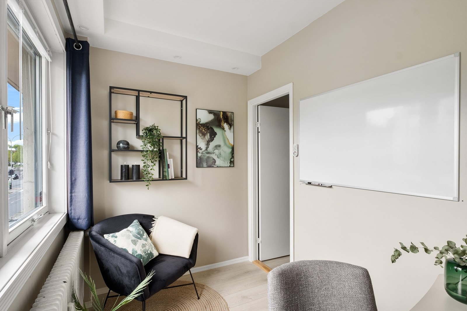 Detaljbilde soverom 2 / kontor. Galleribilde