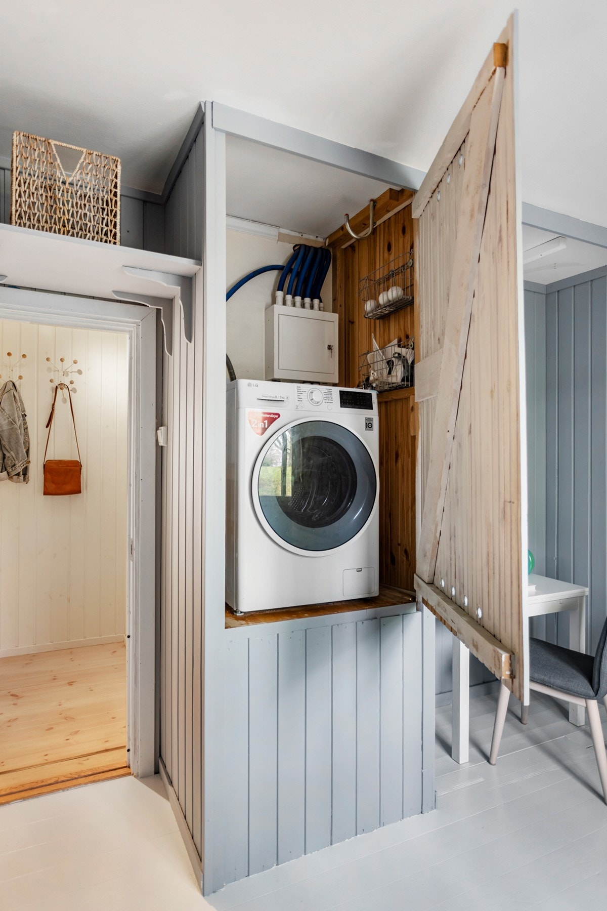 Soverom 1 med opplegg til vaskemaskin Galleribilde
