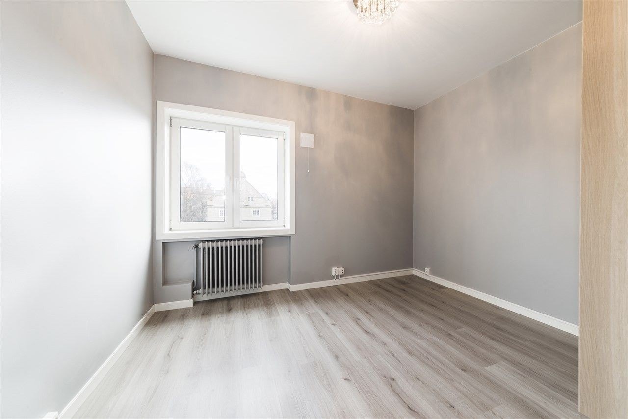 Soverom 2. Ledig 01.08 Galleribilde