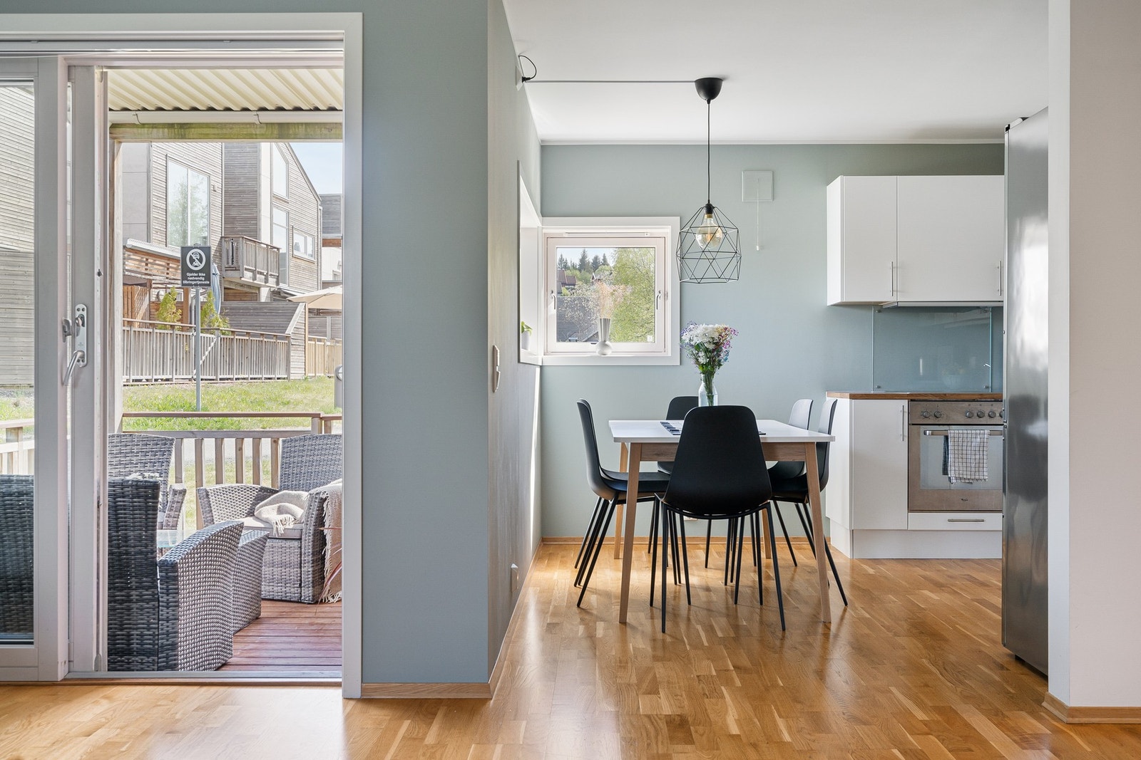 Leiligheten har balansert ventilasjon som bidrar til et godt inneklima. Galleribilde