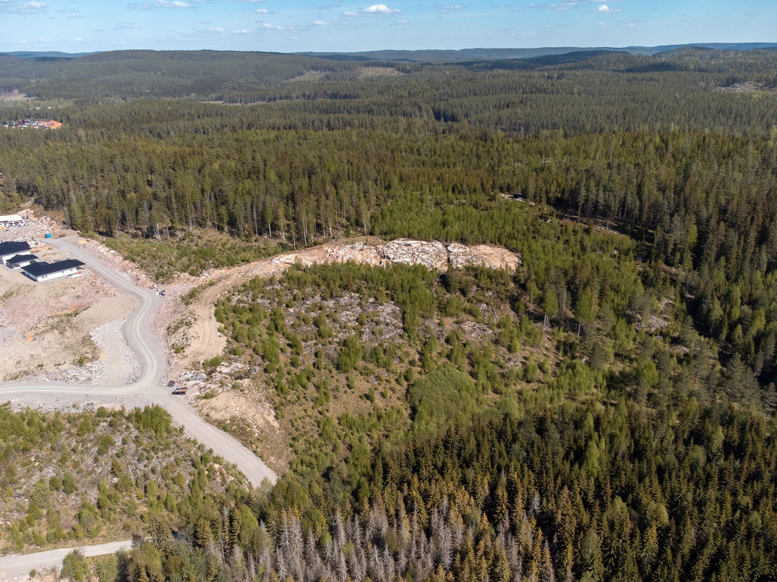 Tomt_mai_06 Galleribilde