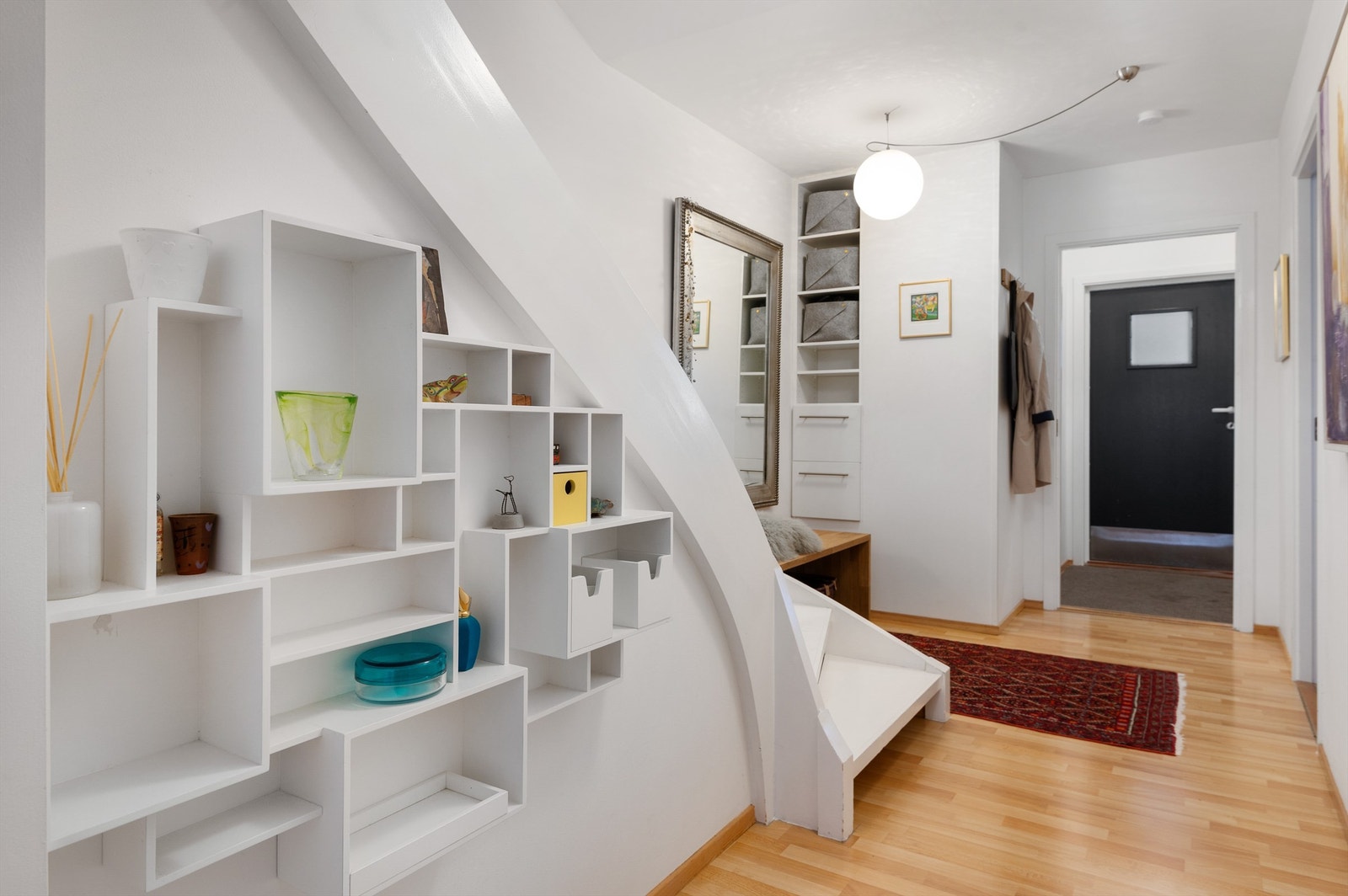 Gang i 1. etasje; 9 kvm. Galleribilde