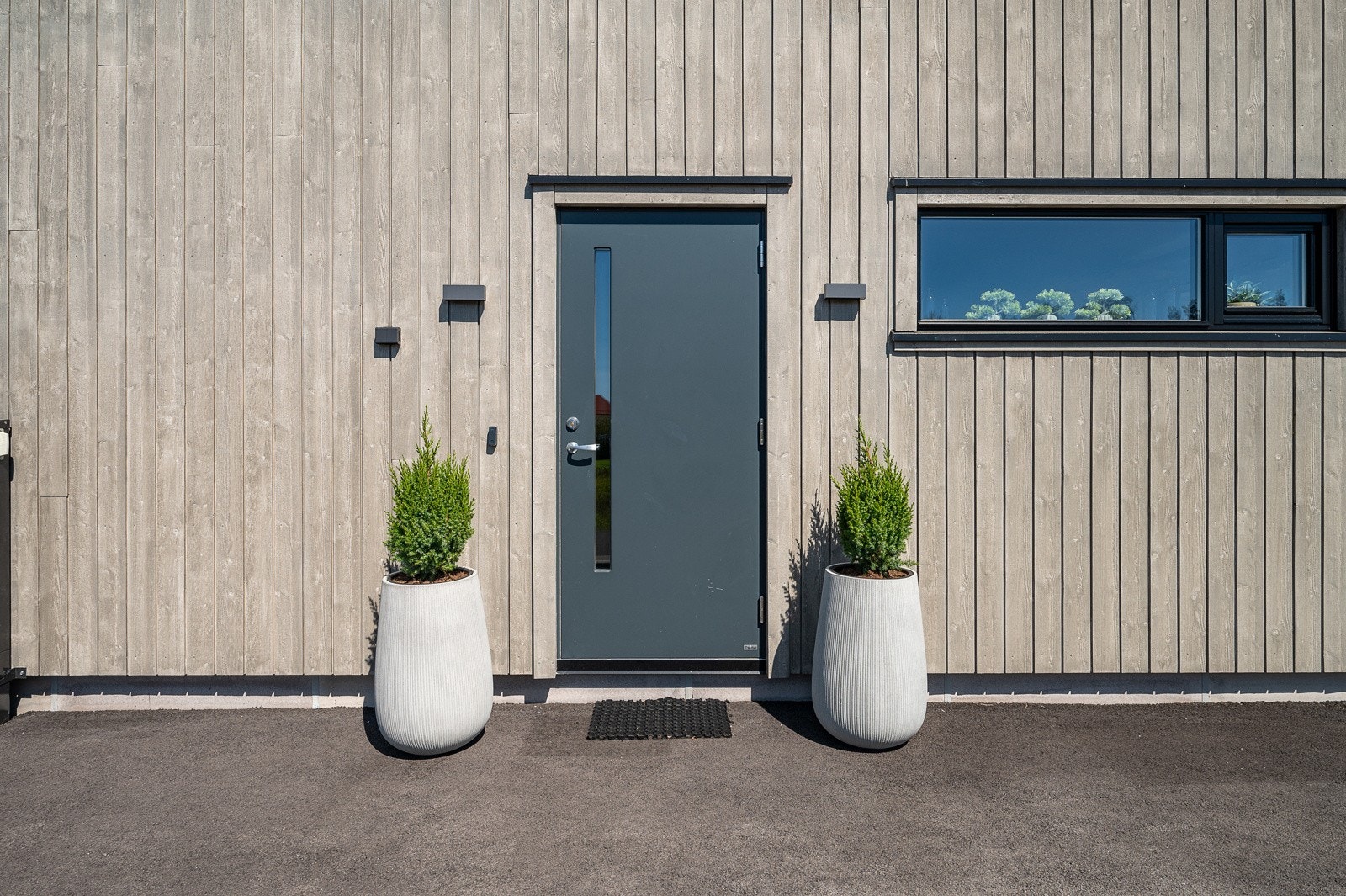 Egen inngang til hybel fra gårdsplassen - 45 kvm Galleribilde