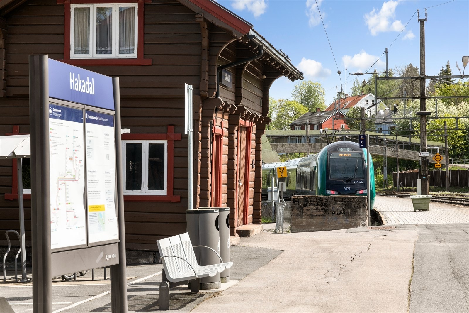 Toget bruker ca 45 minutter til Nydalen - en koselig togtur gjennom Nordmarka. Galleribilde