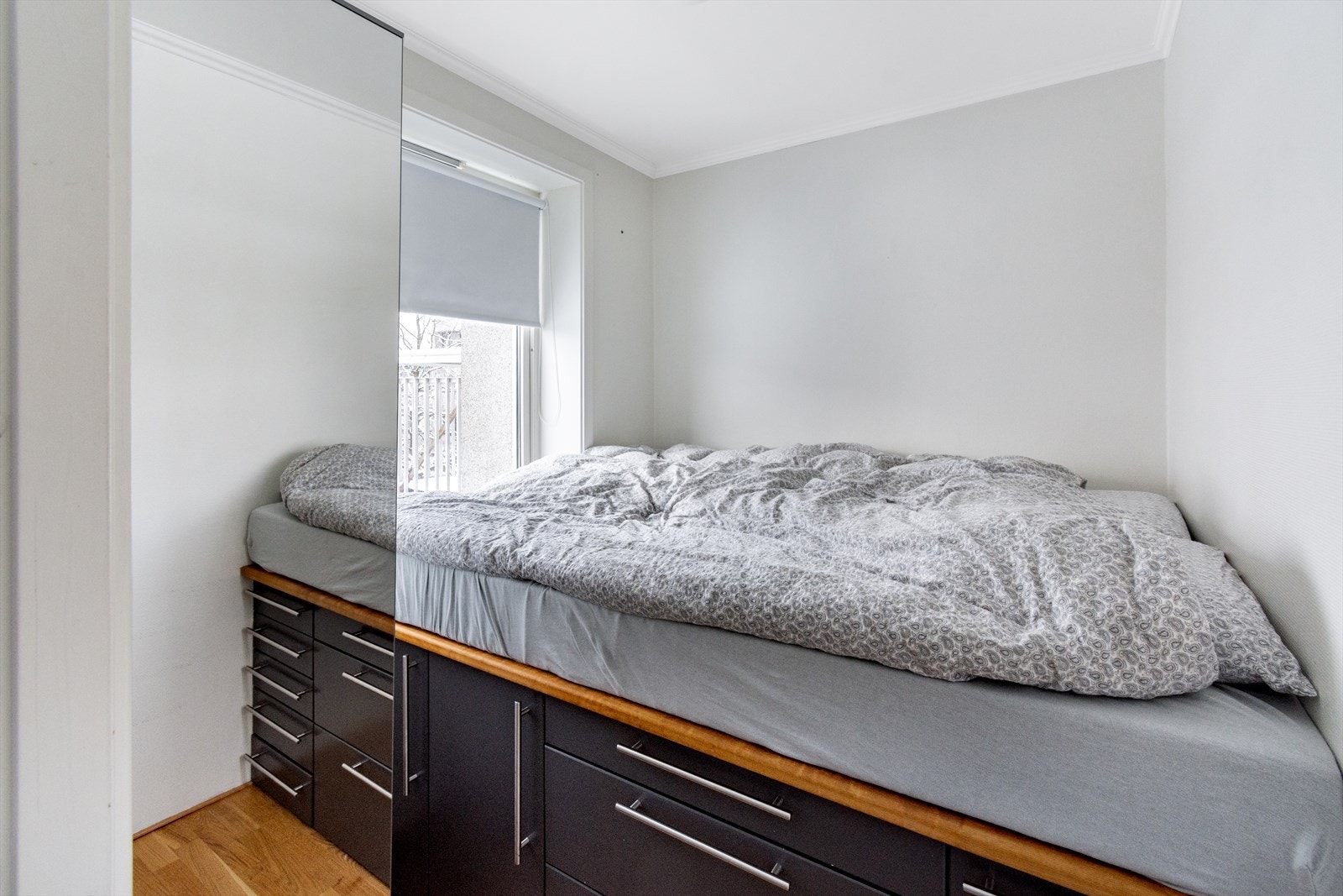 Soverommet har en praktisk og arealeffektiv løsning. Galleribilde