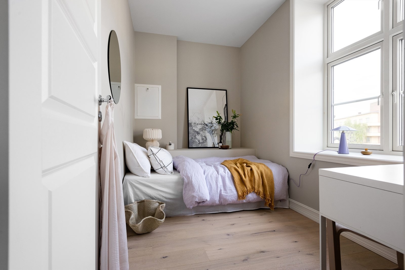 Soverom II - Perfekt som kontor/gjesterom, barnerom eller walk-in Galleribilde