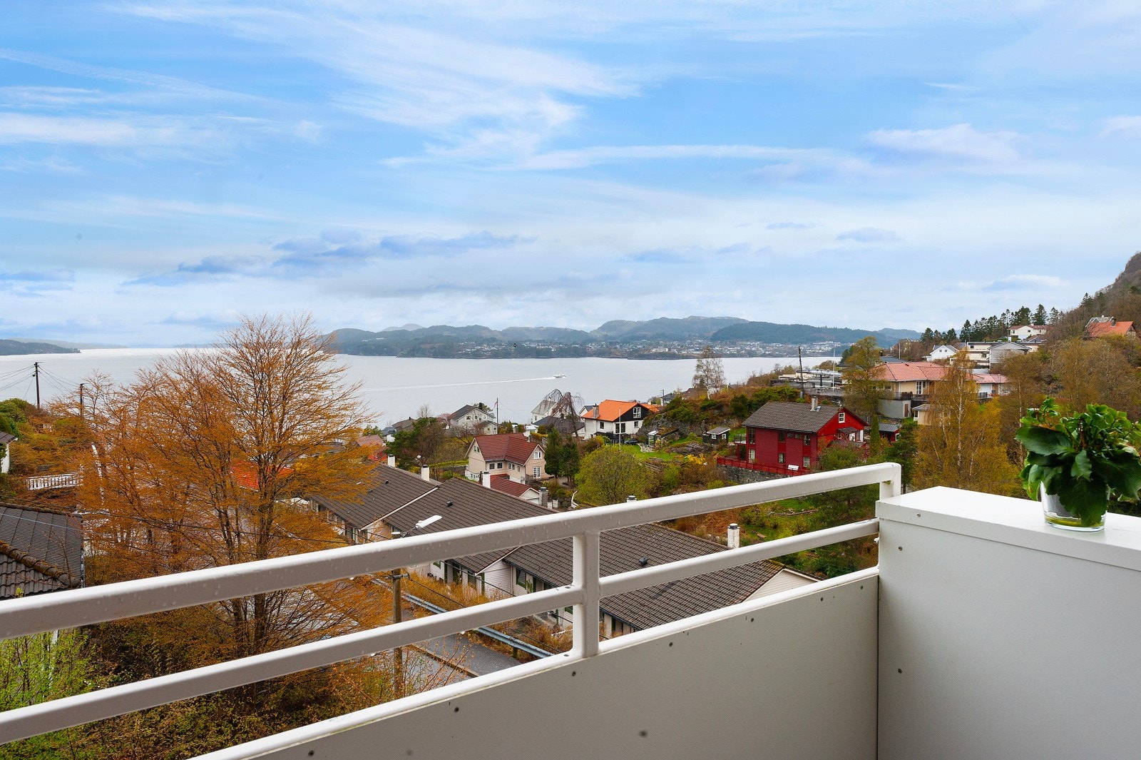 Her kan utsikt og en utsøkt solnedgang nytes | Marikollen 34 Galleribilde